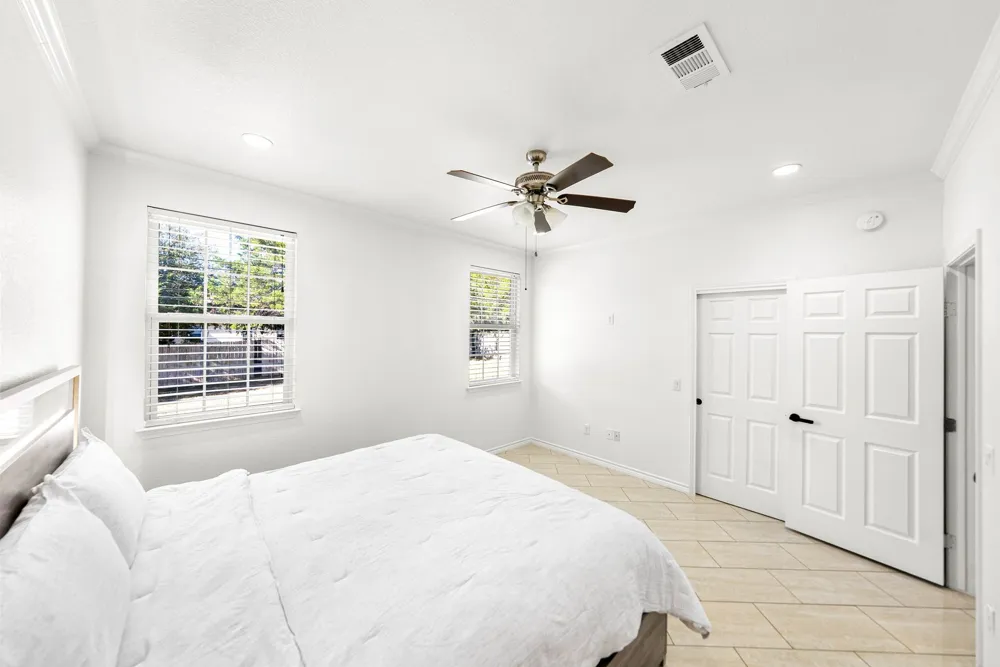 263 Indian Oak Drive Bastrop, TX 78602