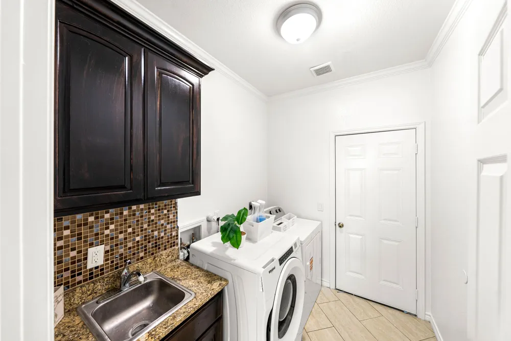 263 Indian Oak Drive Bastrop, TX 78602