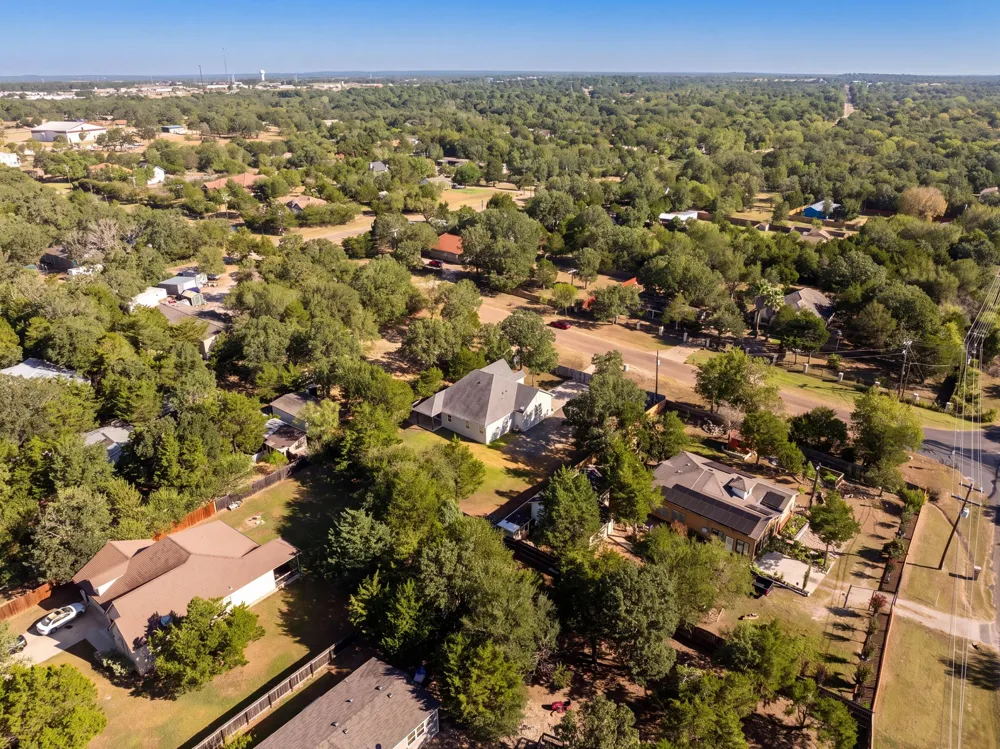 263 Indian Oak Drive Bastrop, TX 78602