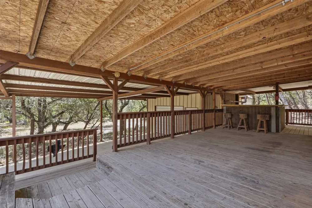 833 Nelson Drive Canyon Lake, TX 78133