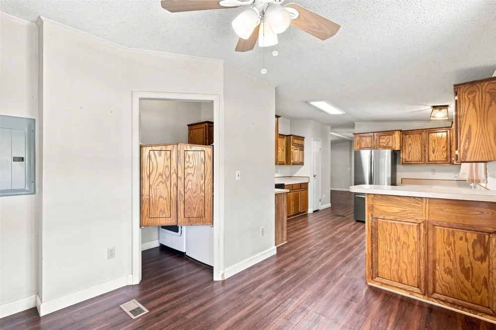 833 Nelson Drive Canyon Lake, TX 78133