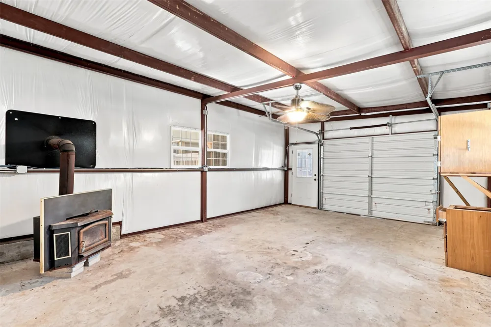 833 Nelson Drive Canyon Lake, TX 78133