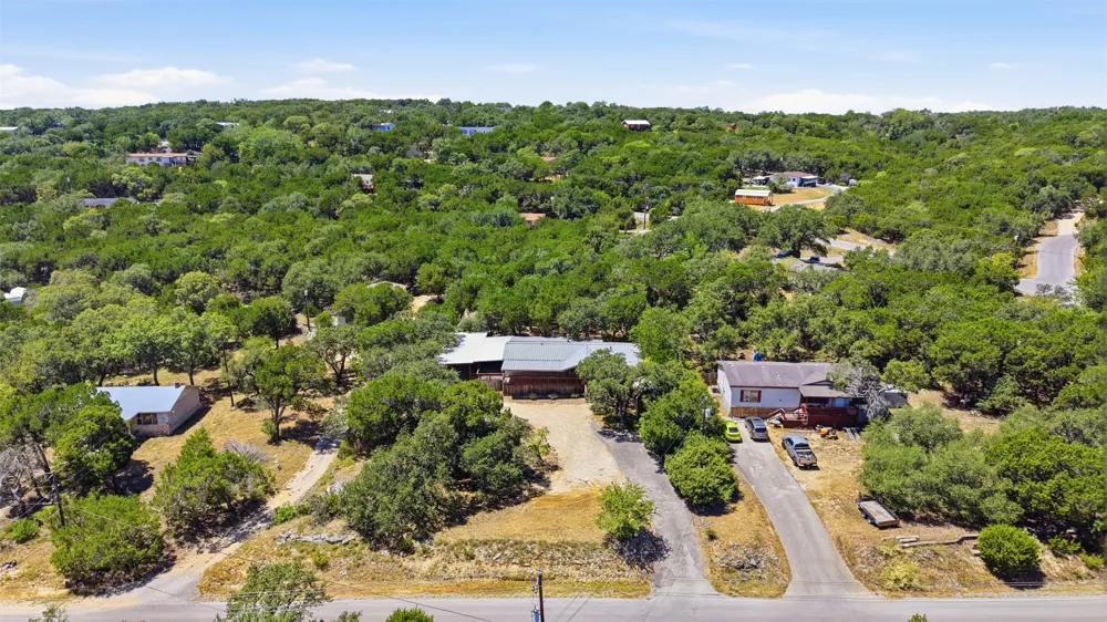 833 Nelson Drive Canyon Lake, TX 78133