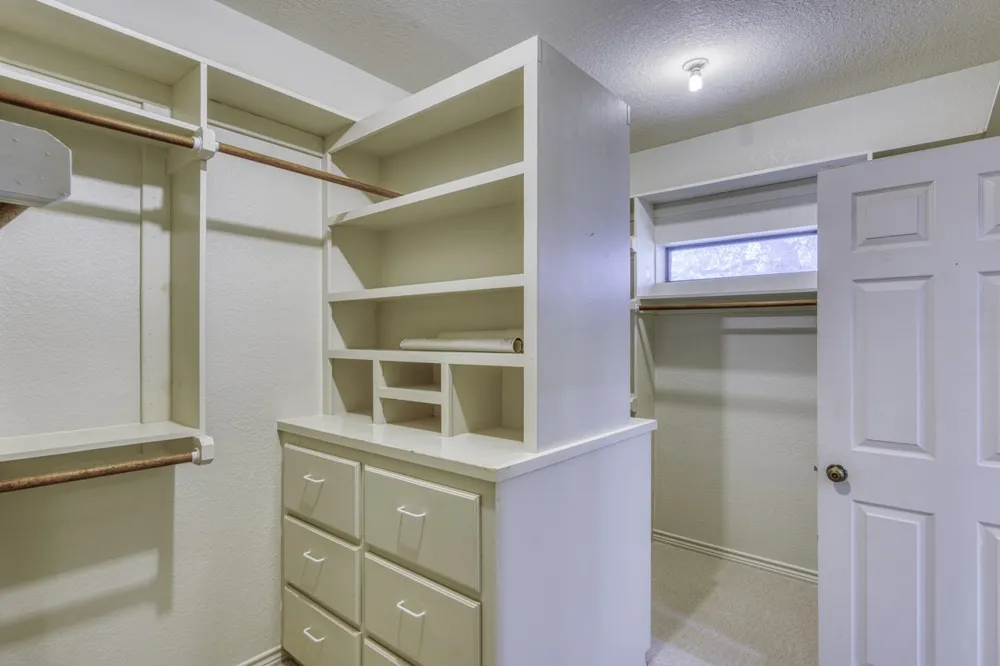 103 Southern Spur Horseshoe Bay, TX 78657