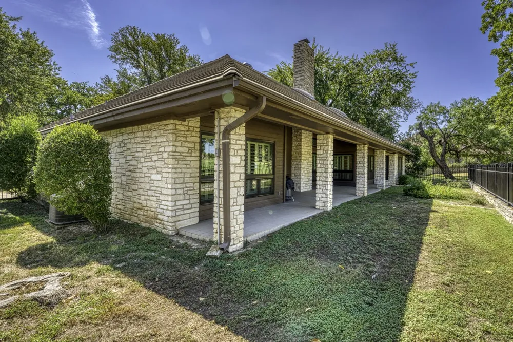 103 Southern Spur Horseshoe Bay, TX 78657