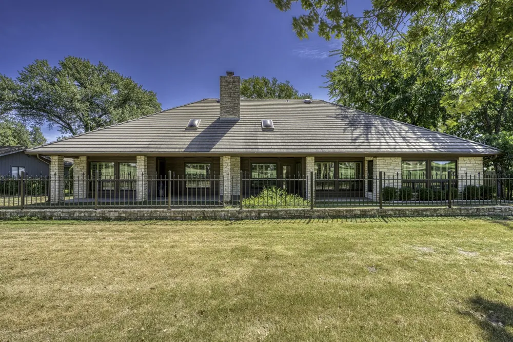 103 Southern Spur Horseshoe Bay, TX 78657
