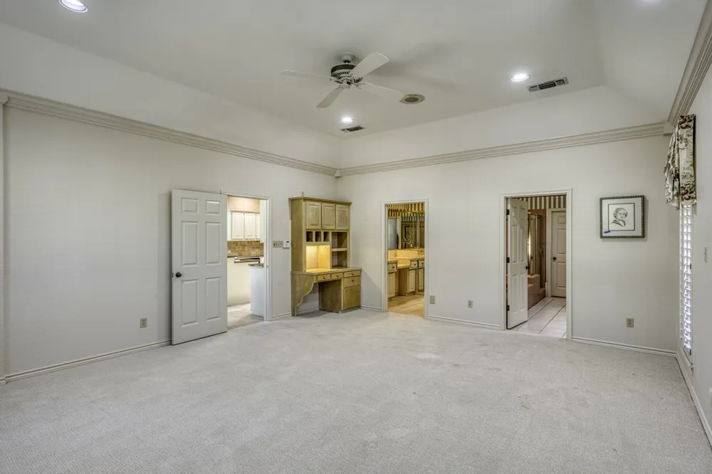 103 Southern Spur Horseshoe Bay, TX 78657