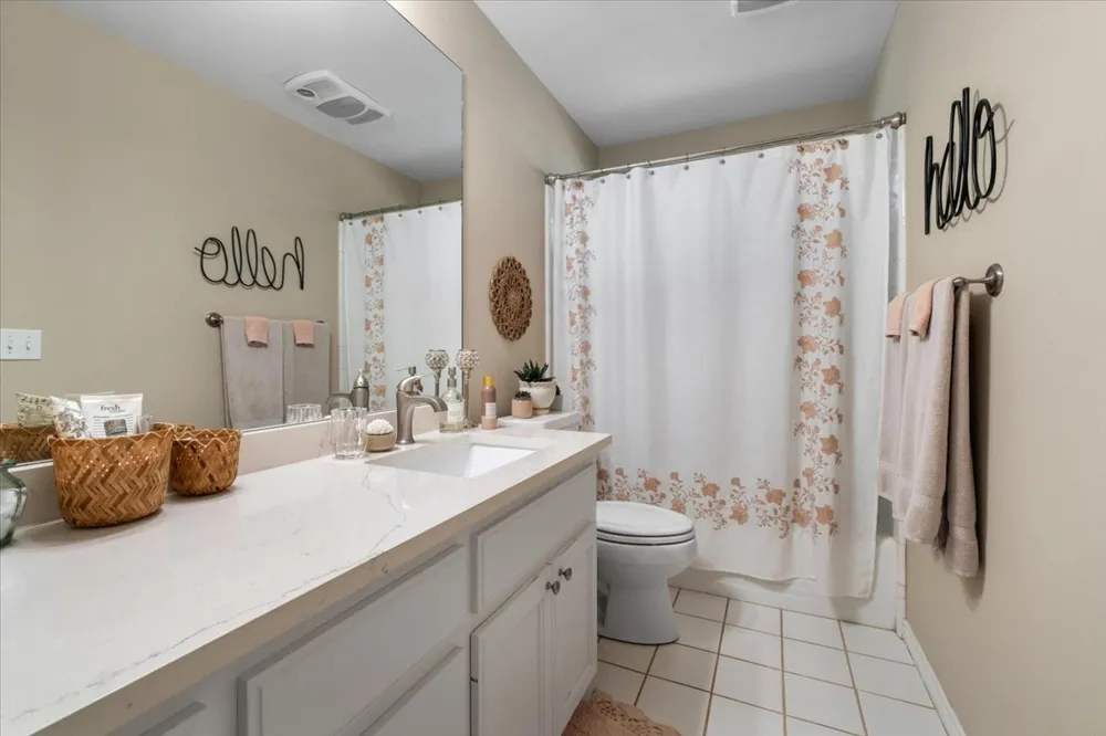 202 Treetop Way Buda, TX 78610
