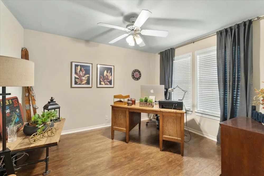 202 Treetop Way Buda, TX 78610
