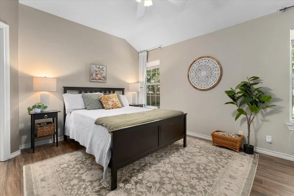 202 Treetop Way Buda, TX 78610
