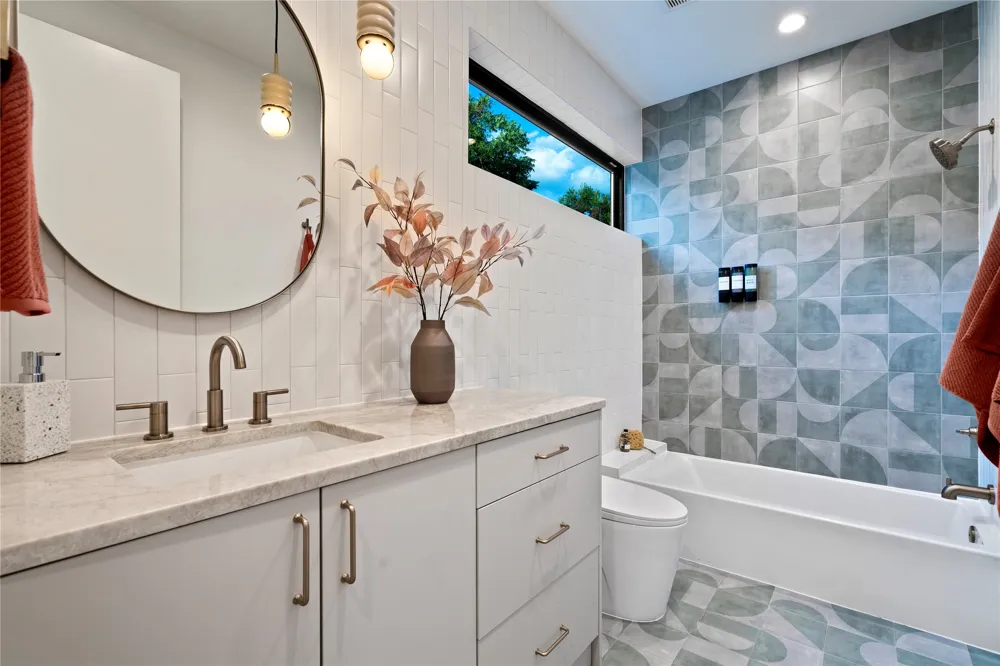 2816 Garwood Street #1 Austin, TX 78702