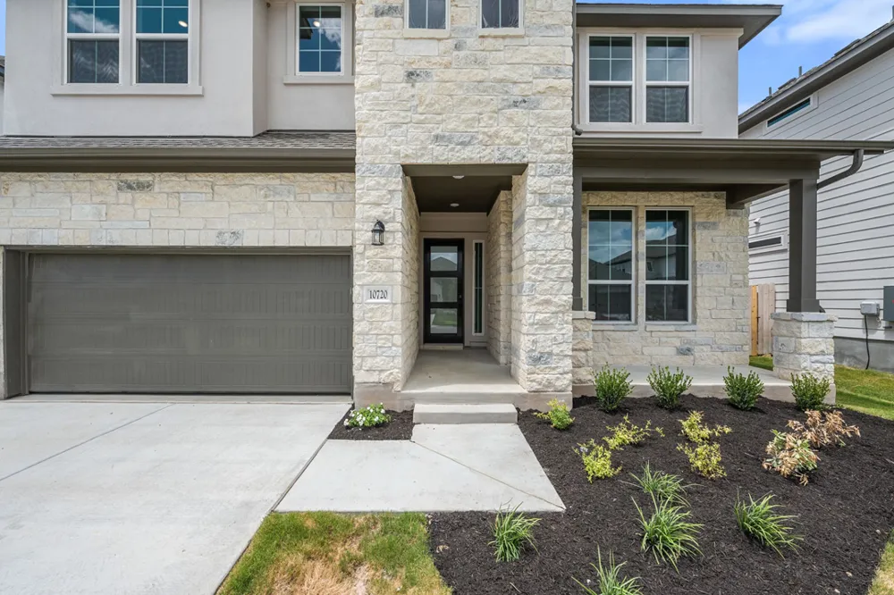 10720 Worth Lane Manor, TX 78653