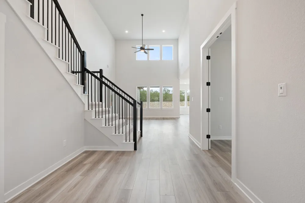 10720 Worth Lane Manor, TX 78653