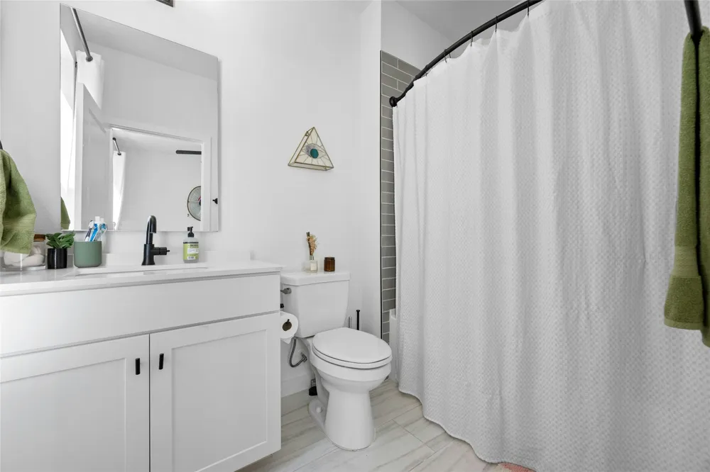 3809 Valley View Road #19 Austin, TX 78704
