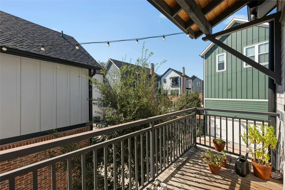 3809 Valley View Road #19 Austin, TX 78704