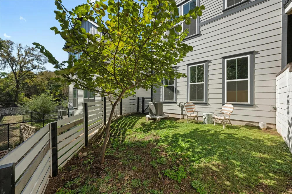 3809 Valley View Road #19 Austin, TX 78704