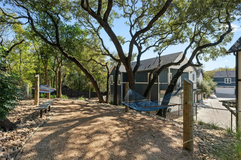 3809 Valley View Road #19 Austin, TX 78704