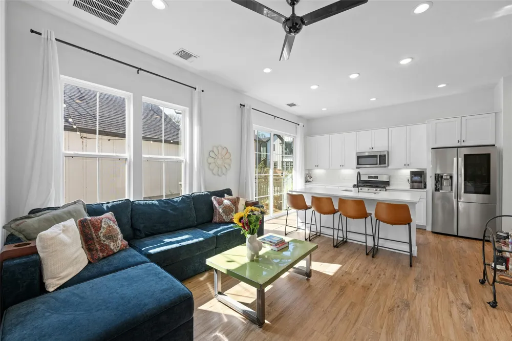 3809 Valley View Road #19 Austin, TX 78704