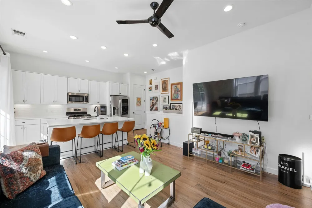 3809 Valley View Road #19 Austin, TX 78704