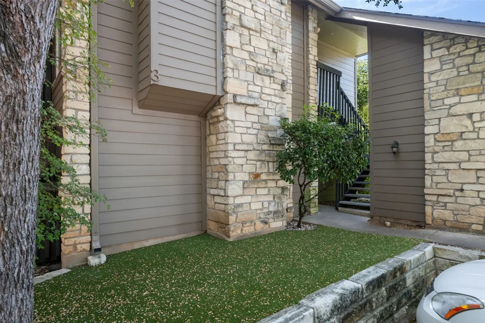 3627 Menchaca Road #105 Austin, TX 78704