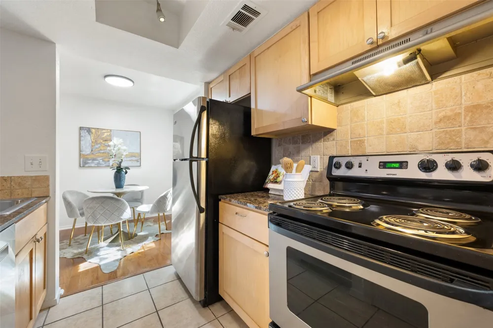 3627 Menchaca Road #105 Austin, TX 78704