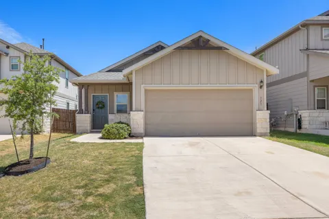 323 Zuma Drive