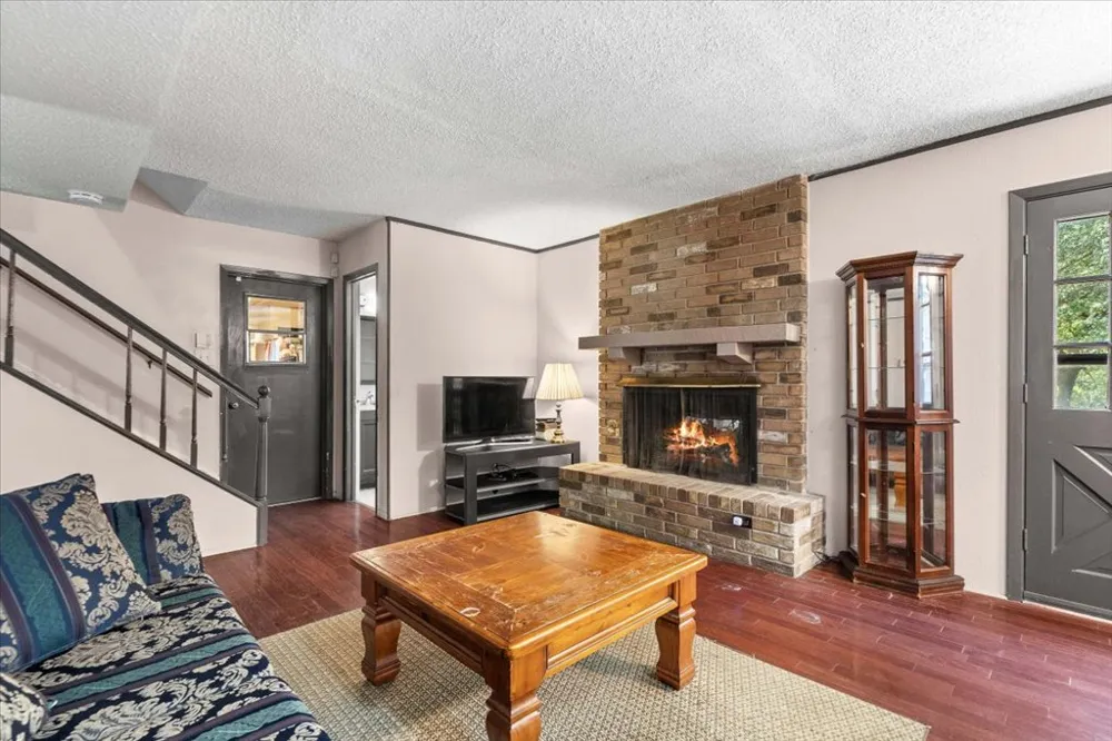 7108 Meadowood Drive Austin, TX 78723