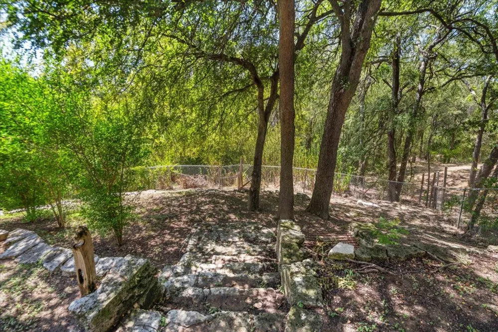 7108 Meadowood Drive Austin, TX 78723