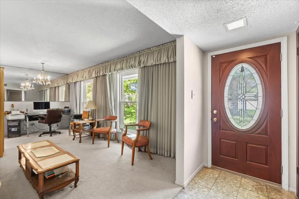 7108 Meadowood Drive Austin, TX 78723