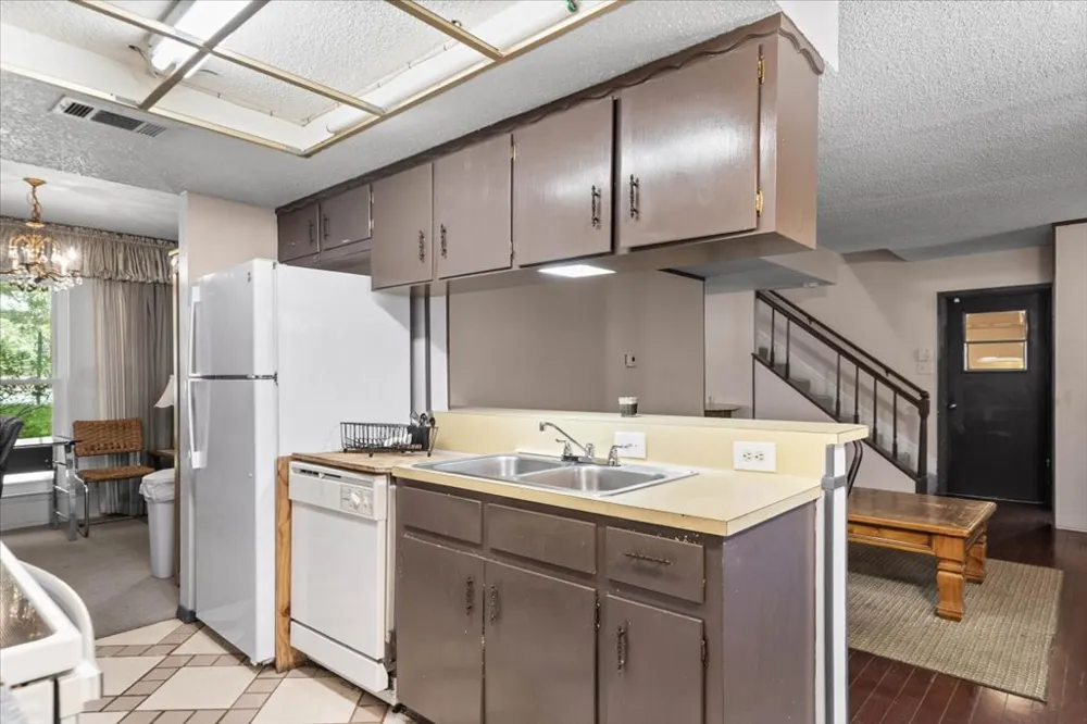 7108 Meadowood Drive Austin, TX 78723