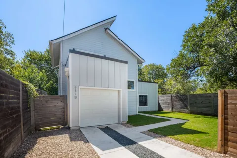 917 Vargas Road #B