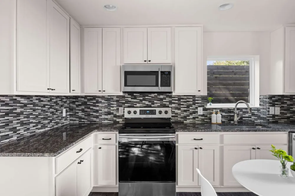 917 Vargas Road #B Austin, TX 78741