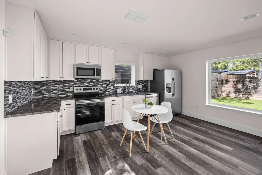 917 Vargas Road #B Austin, TX 78741