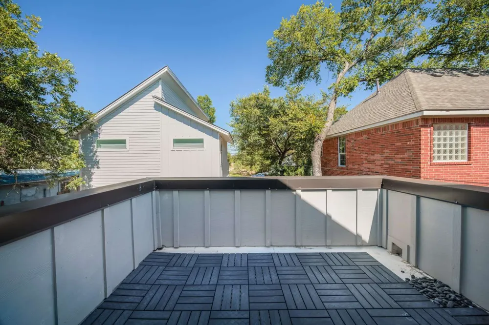 917 Vargas Road #B Austin, TX 78741