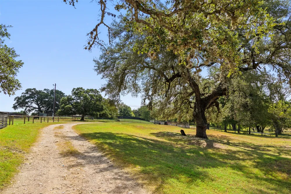 3764 Ranch Road 1623 Blanco, TX 78606