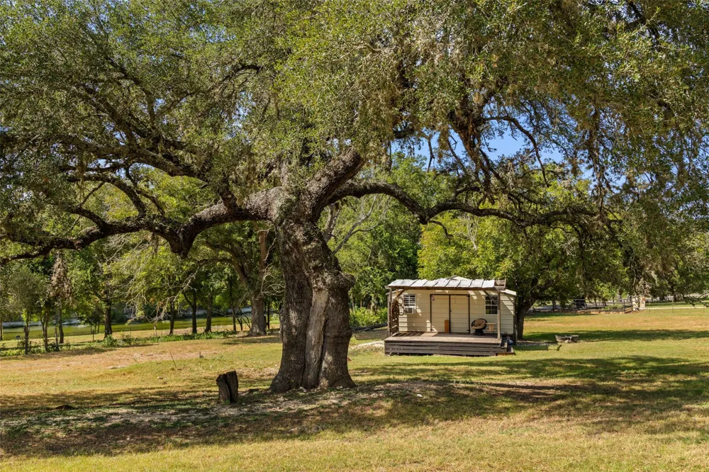3764 Ranch Road 1623 Blanco, TX 78606