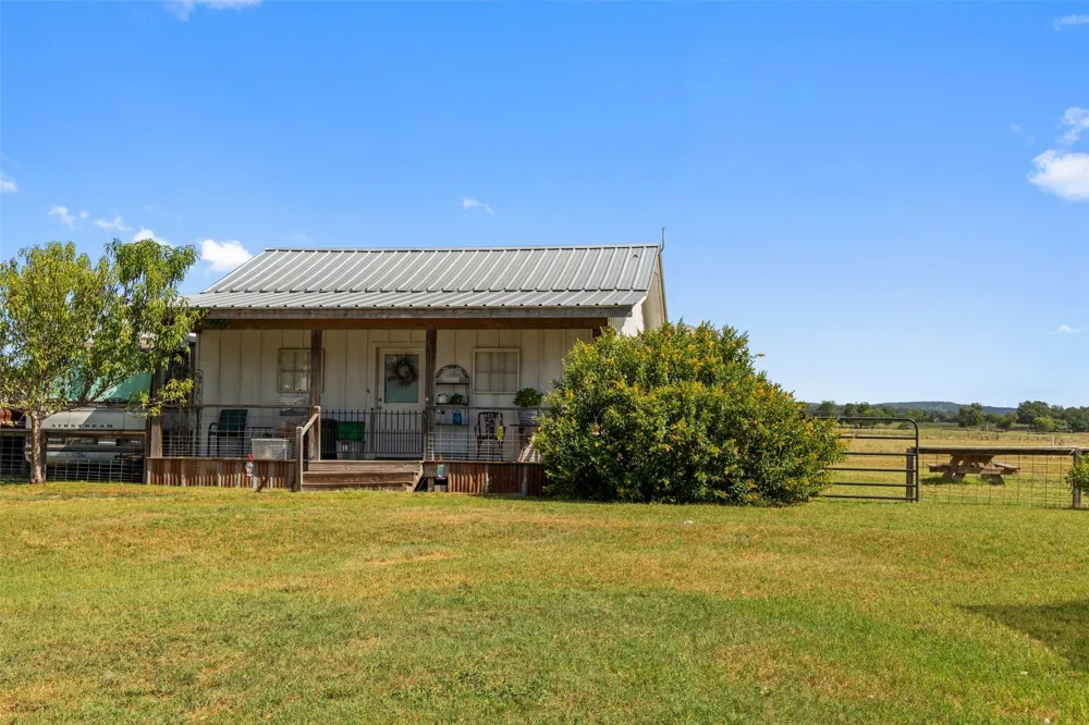 3764 Ranch Road 1623 Blanco, TX 78606
