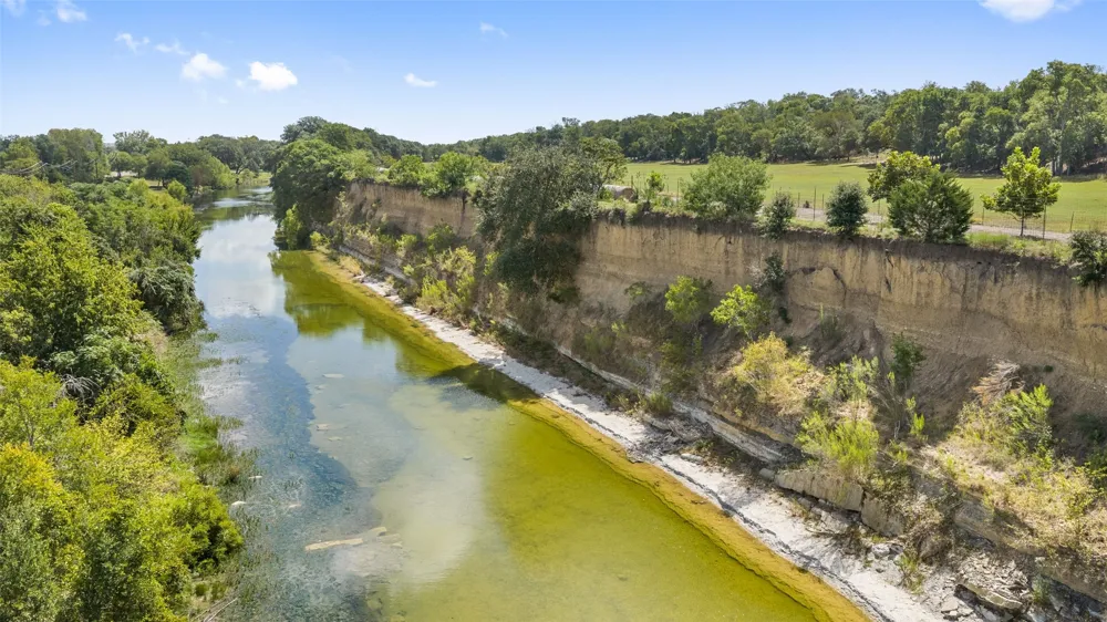 3764 Ranch Road 1623 Blanco, TX 78606