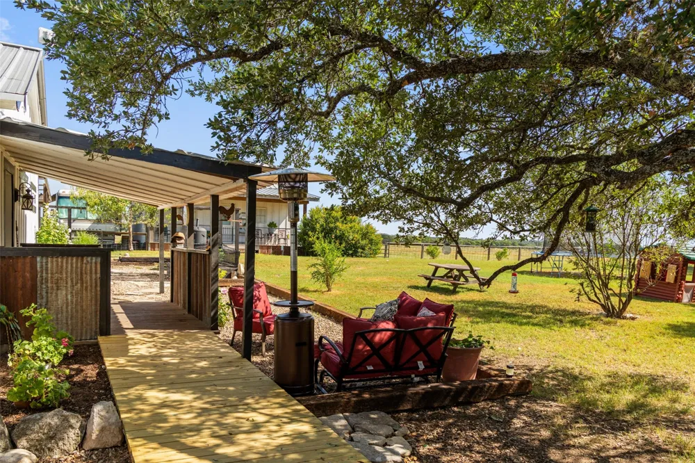 3764 Ranch Road 1623 Blanco, TX 78606