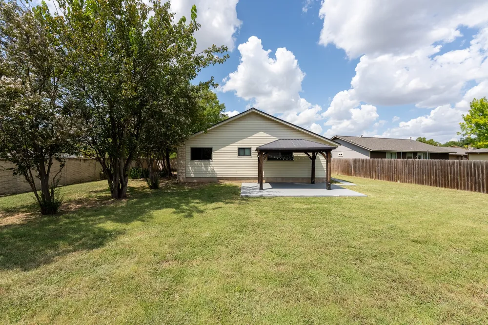 1201 Wayne Drive Round Rock, TX 78664