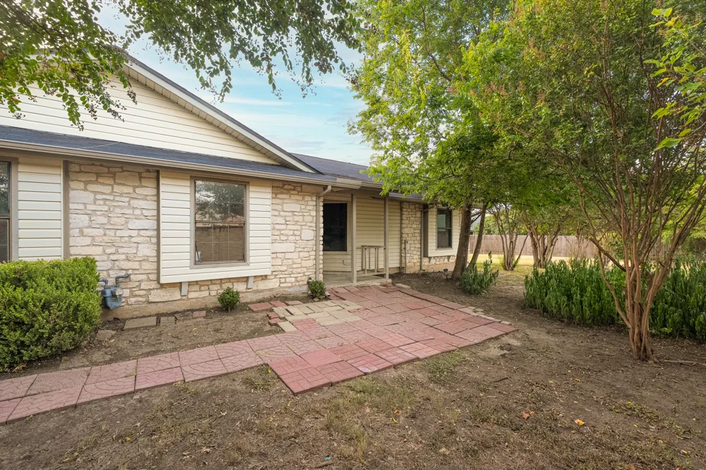 1201 Wayne Drive Round Rock, TX 78664