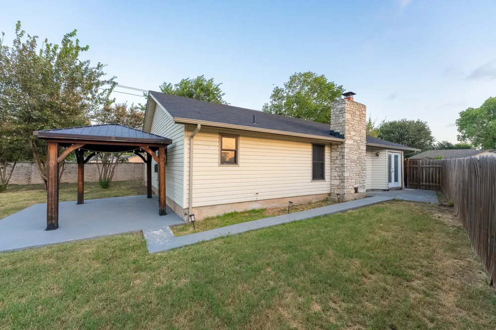 1201 Wayne Drive Round Rock, TX 78664