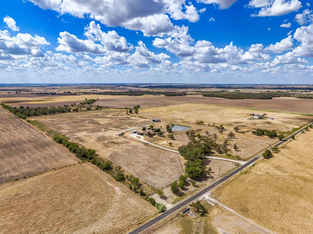 1801 County Road 470 Coupland, TX 78615