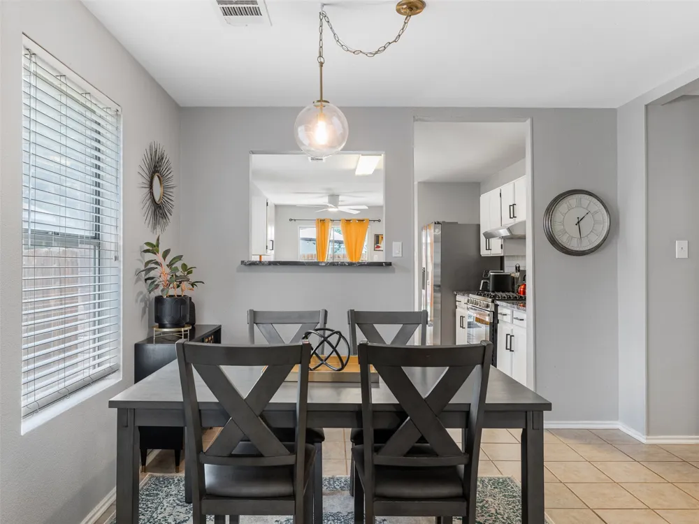 1104 Laurelleaf Drive Pflugerville, TX 78660