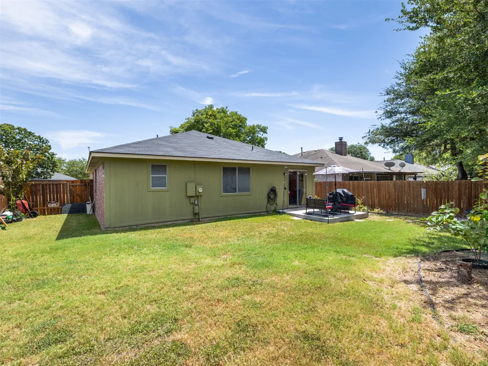 1104 Laurelleaf Drive Pflugerville, TX 78660