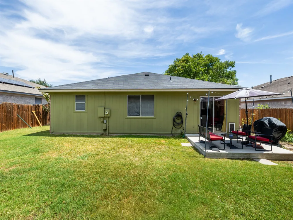 1104 Laurelleaf Drive Pflugerville, TX 78660