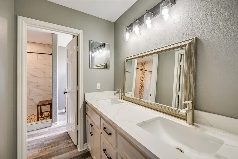 1170 Private Road 3241 Lincoln, TX 78948