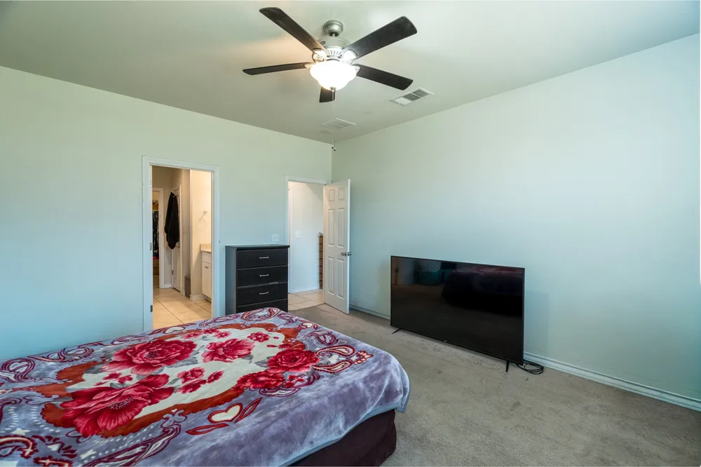 17108 Lathrop Avenue Pflugerville, TX 78660