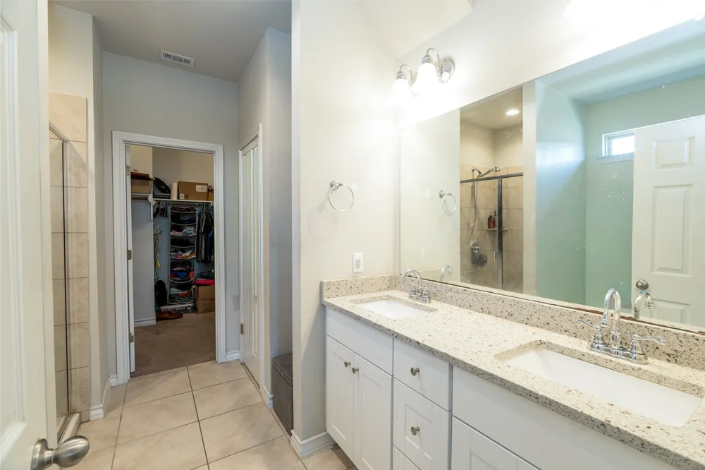17108 Lathrop Avenue Pflugerville, TX 78660