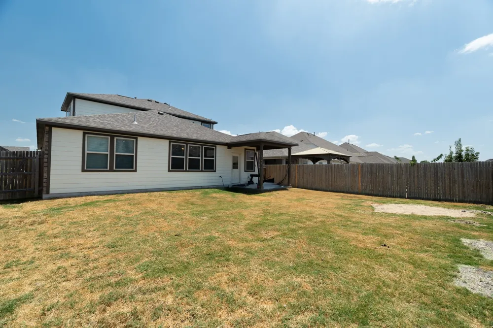 17108 Lathrop Avenue Pflugerville, TX 78660
